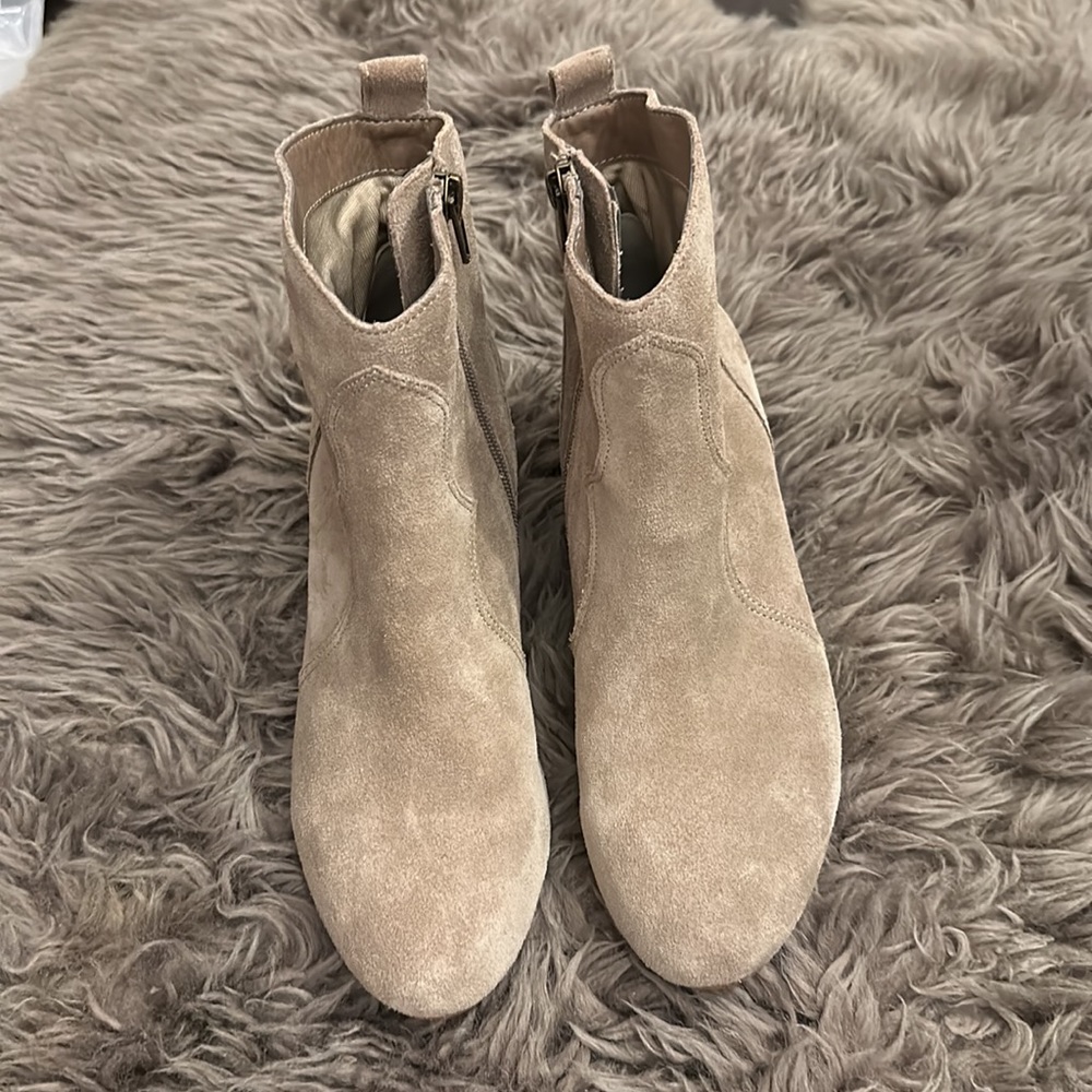 Steve Madden Hipstr Booties